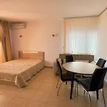в комплекс златна дюна Apartament Nesebyr