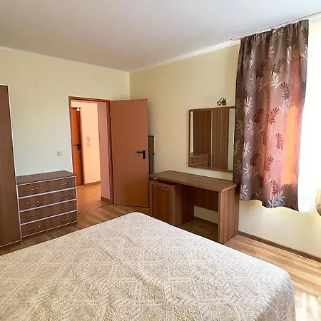 Apartamento в комплекс златна дюна Nesebar